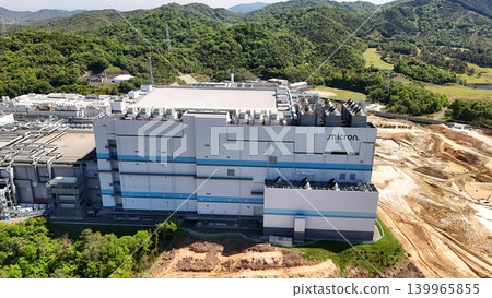 Exterior view of Micron Memory Japan factory in Higashihiroshima City, Hiroshima Prefecture (Drone aerial photography_HHMIC_No34) Exterior view of Micron Memory Japan factory in Higashihiroshima City, Hiroshima Prefecture (Drone aerial photography_HHMIC_No34) 139965855