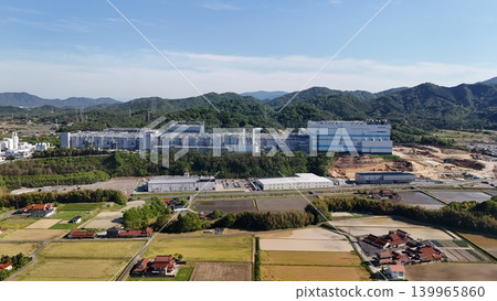 Exterior view of Micron Memory Japan factory in Higashihiroshima City, Hiroshima Prefecture (Drone aerial photography)_HHMIC_No50 Exterior view of Micron Memory Japan factory in Higashihiroshima City, Hiroshima Prefecture (Drone aerial photography)_HHMIC_No50 139965860