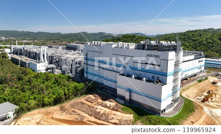 Exterior view of Micron Memory Japan factory in Higashihiroshima City, Hiroshima Prefecture (Drone aerial photography)_HHMIC_No21 Exterior view of Micron Memory Japan factory in Higashihiroshima City, Hiroshima Prefecture (Drone aerial photography)_HHMIC_No21 139965924