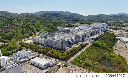 廣島縣東廣島市美光記憶體日本工廠外觀（無人機空拍）_HHMIC_No24 139965927