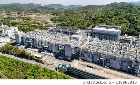 Exterior view of Micron Memory Japan factory in Higashihiroshima City, Hiroshima Prefecture (Drone aerial photography)_HHMIC_No31 Exterior view of Micron Memory Japan factory in Higashihiroshima City, Hiroshima Prefecture (Drone aerial photography)_HHMIC_No31 139965930