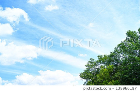 藍色的天空和雲圖像 藍色的天空和雲圖像 139966187