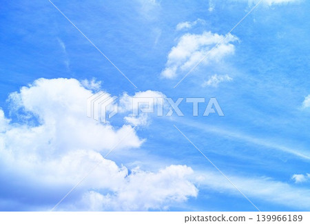 藍色的天空和雲圖像 藍色的天空和雲圖像 139966189