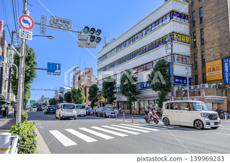 東京世田谷區都市景觀:上野毛車站前的干八大道 東京世田谷區都市景觀:上野毛車站前的干八大道 139969283