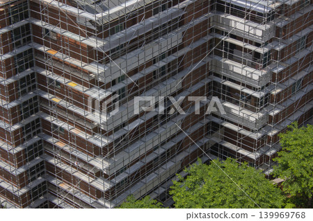 It is a building under construction. It is a building under construction. 139969768