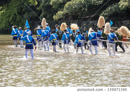 首次木材運輸儀式、河流運輸儀式、神社搬遷儀式、官方木材運輸儀式、令和時代木材運輸儀式、木材運輸儀式、神宮式年重建(神社的定期重建)。 首次木材運輸儀式、河流運輸儀式、神社搬遷儀式、官方木材運輸儀式、令和時代木材運輸儀式、木材運輸儀式、神宮式年重建(神社的定期重建)。 139971390