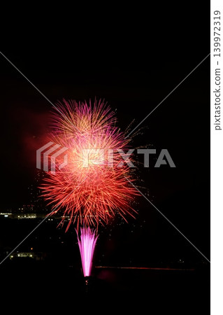 【神奈川縣】夜空中綻放的煙火 【神奈川縣】夜空中綻放的煙火 139972319
