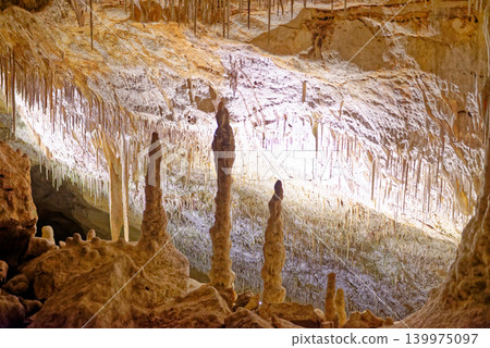Drach Caves, Majorca Spain - Underground Stalactite and Stalagmite Formation Drach Caves, Majorca Spain - Underground Stalactite and Stalagmite Formation 139975097