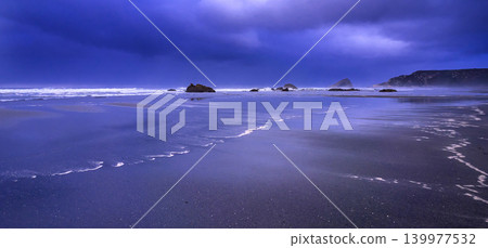 Beach of Los Quebrantos, San Juan de la Arena, Spain 139977532