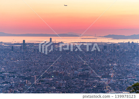 Kobe cityscape, Akashi Kaikyo Bridge, sunset, airport, airplane, port town, night view, panorama, Kansai evening view 139978123