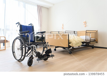 Beds and wheelchairs in Japanese nursing homes Beds and wheelchairs in Japanese nursing homes 139978455