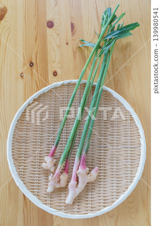 Leaf ginger Leaf ginger 139980541