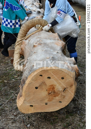 Onbashira Festival - Mountain Descent - Treasure Ground Onbashira Festival - Mountain Descent - Treasure Ground 139982321