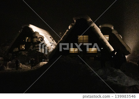 Nighttime illumination of Shirakawa-go, Gifu Prefecture 139983546