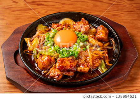 內臟雜燴：一道廣受歡迎的內臟菜餚，烤得恰到好處。 139984621
