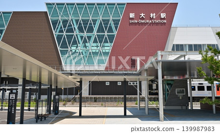 新大村站西口(佐佐波出口)(西九州新幹線,長崎縣大村市) 新大村站西口(佐佐波出口)(西九州新幹線,長崎縣大村市) 139987983