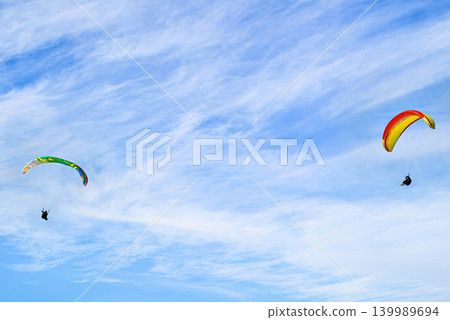 Paragliding adventure sport, free flight in nature Paragliding adventure sport, free flight in nature 139989694