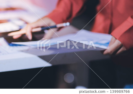team of UI UX web designer are working together to develop mobile responsive websites with UI UX front end designer previews 139989766
