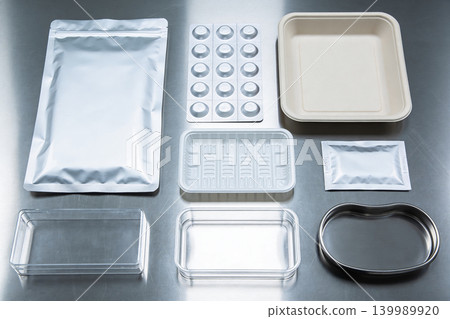 Assortment of sterile packaging and containers for medical or food products Assortment of sterile packaging and containers for medical or food products 139989920