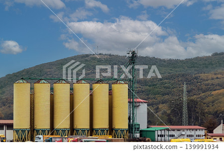 Grain silo on side of a road Grain silo on side of a road 139991934