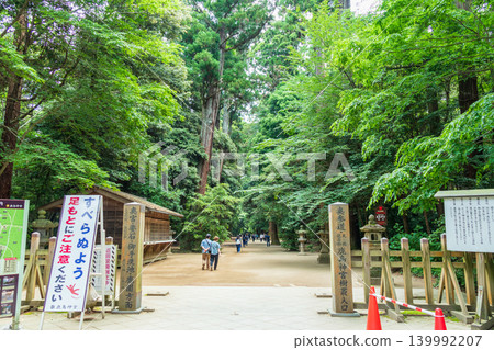 Scenery of the inner approach to Kashima Shrine in Ibaraki Prefecture Scenery of the inner approach to Kashima Shrine in Ibaraki Prefecture 139992207