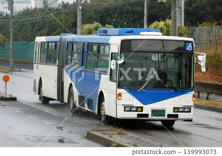 Nissan Diesel Space Runner articulated bus Nissan Diesel Space Runner articulated bus 139993073