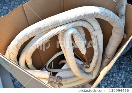 Air conditioner drain hose refrigerant piping disposal image Air conditioner drain hose refrigerant piping disposal image 139994416