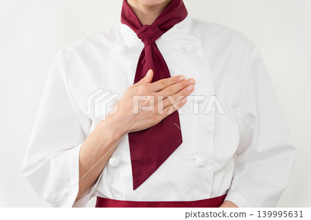 一位身穿麵包師制服的女子 一位身穿麵包師制服的女子 139995631