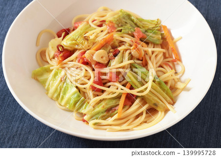 白菜意大利面 白菜意大利面 139995728