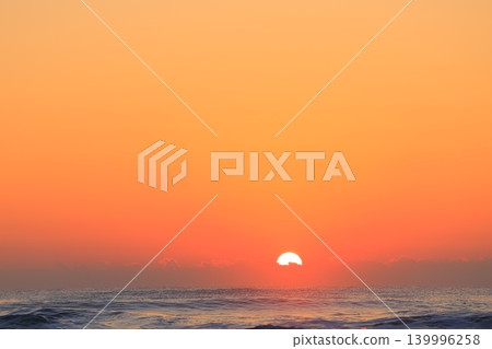 庫朱庫里海灘的大海和日出 庫朱庫里海灘的大海和日出 139996258