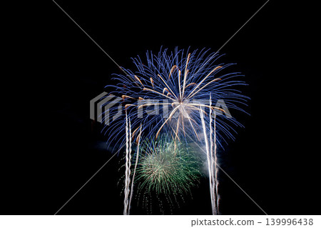 Fireworks blooming in the night sky 139996438