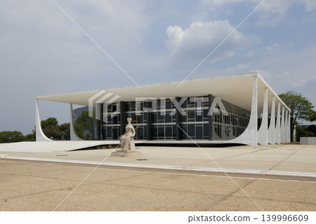 Supreme Court Supreme Court 139996609