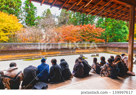 秋天的京都龍安寺石園 秋天的京都龍安寺石園 139997617