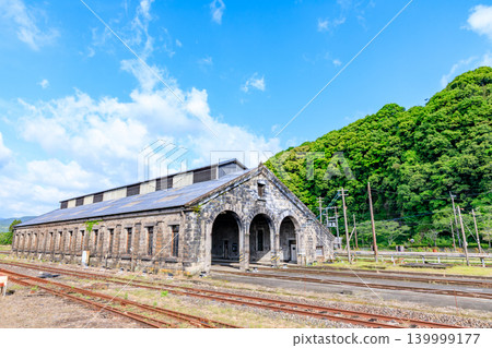 初夏時節,熊本縣人吉市人吉機車庫 初夏時節,熊本縣人吉市人吉機車庫 139999177