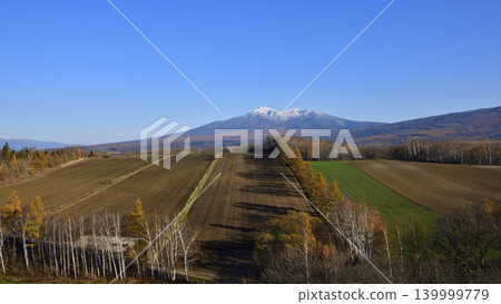 Mount Shari in late autumn, November Mount Shari in late autumn, November 139999779