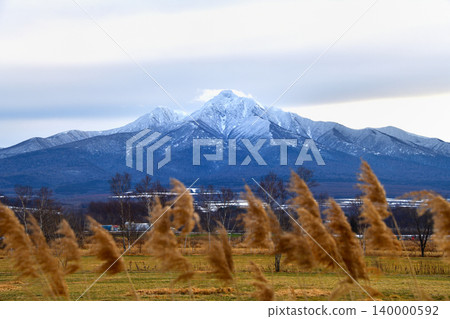 十二月的沙裡山,冬季 十二月的沙裡山,冬季 140000592