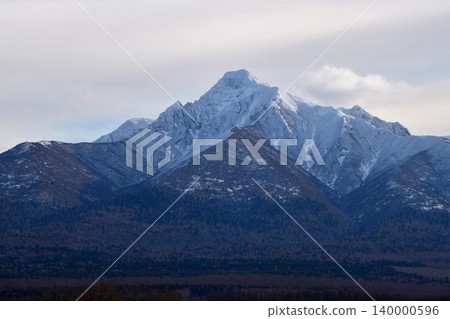Mount Shari in December, winter Mount Shari in December, winter 140000596