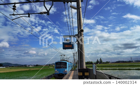 The vast sky and the Omi Railway The vast sky and the Omi Railway 140002314