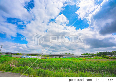 農村風景和藍天 農村風景和藍天 140002336