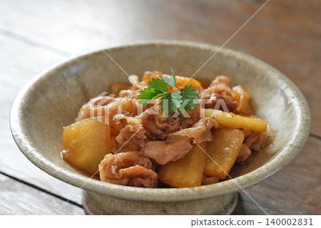 炒豬肉片和白蘿蔔 炒豬肉片和白蘿蔔 140002831