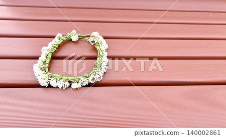 Wollow of white clover Wollow of white clover 140002861