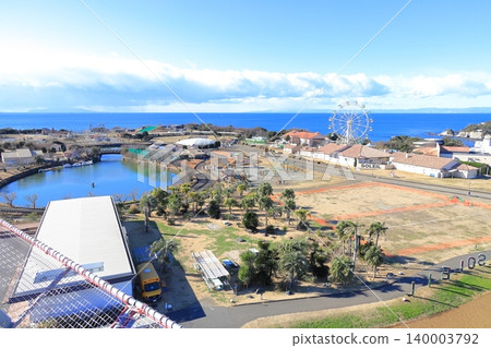 Panoramic view of Soleil Hill from the observation deck 140003792
