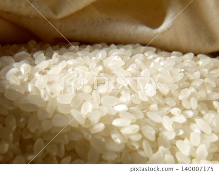 New rice harvested in autumn 140007175