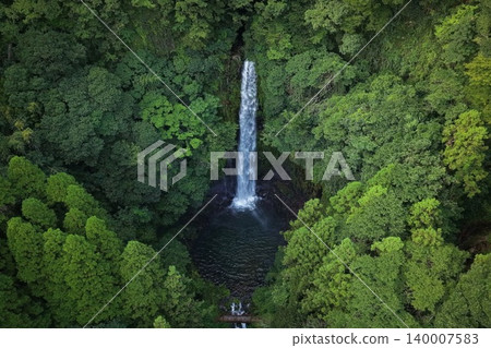 An aerial photograph overlooking Kannon Falls in Hinokage Town, Kumamoto Prefecture. An aerial photograph overlooking Kannon Falls in Hinokage Town, Kumamoto Prefecture. 140007583
