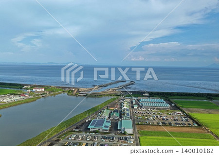 Aerial photograph of Shin-Ariake Fishing Port and reclaimed land in Kishima District, Saga Prefecture. Aerial photograph of Shin-Ariake Fishing Port and reclaimed land in Kishima District, Saga Prefecture. 140010182