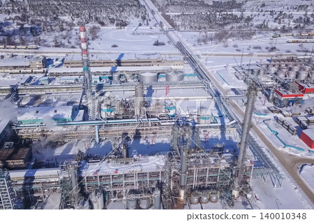 Oil refinery and petrochemical plant Oil refinery and petrochemical plant 140010348