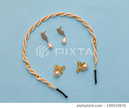 Pearls and gold jewelry Pearls and gold jewelry 140010676