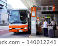 Limousine buses waiting to depart at Haneda Airport and tourists checking their destinations. 140012241