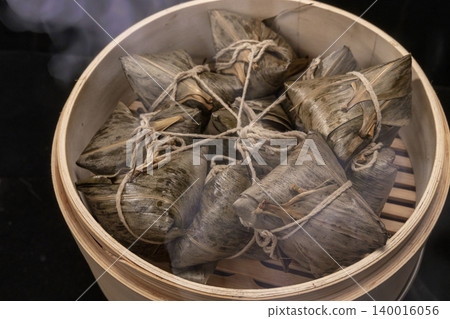竹製蒸籠,粽子,端午節,水蒸氣,台灣,せいろ、団子、端午節、台湾、Bamboo steamer, r 竹製蒸籠,粽子,端午節,水蒸氣,台灣,せいろ、団子、端午節、台湾、Bamboo steamer, r 140016056