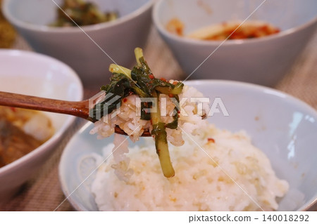 Rice and Vegetable Spoonful with Side Dishes 140018292